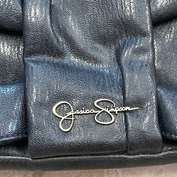 Classy Jessica Simpson Black Bow Clutch! - Picture 8 of 8